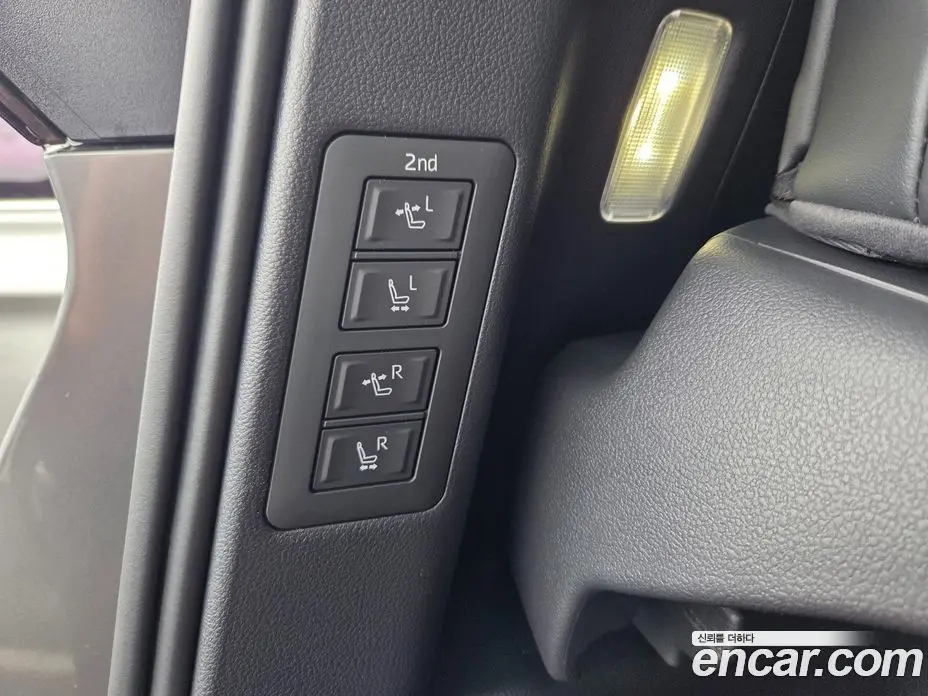 Toyota Alphard 2024 2.5 автомат (гидро), фото 15 Toyota Alphard 2024 2.5 автомат (гидро), фото 15