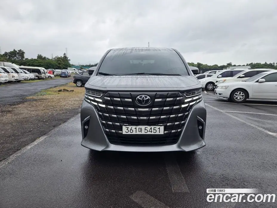 Toyota Alphard 2024 2.5 автомат (гидро), фото 3 Toyota Alphard 2024 2.5 автомат (гидро), фото 3