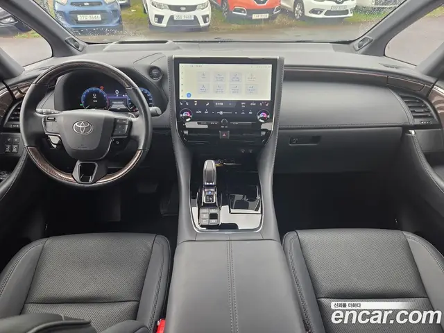 Toyota Alphard 2024 2.5 автомат (гидро), миниатюра 7 Toyota Alphard 2024 2.5 автомат (гидро), миниатюра 7