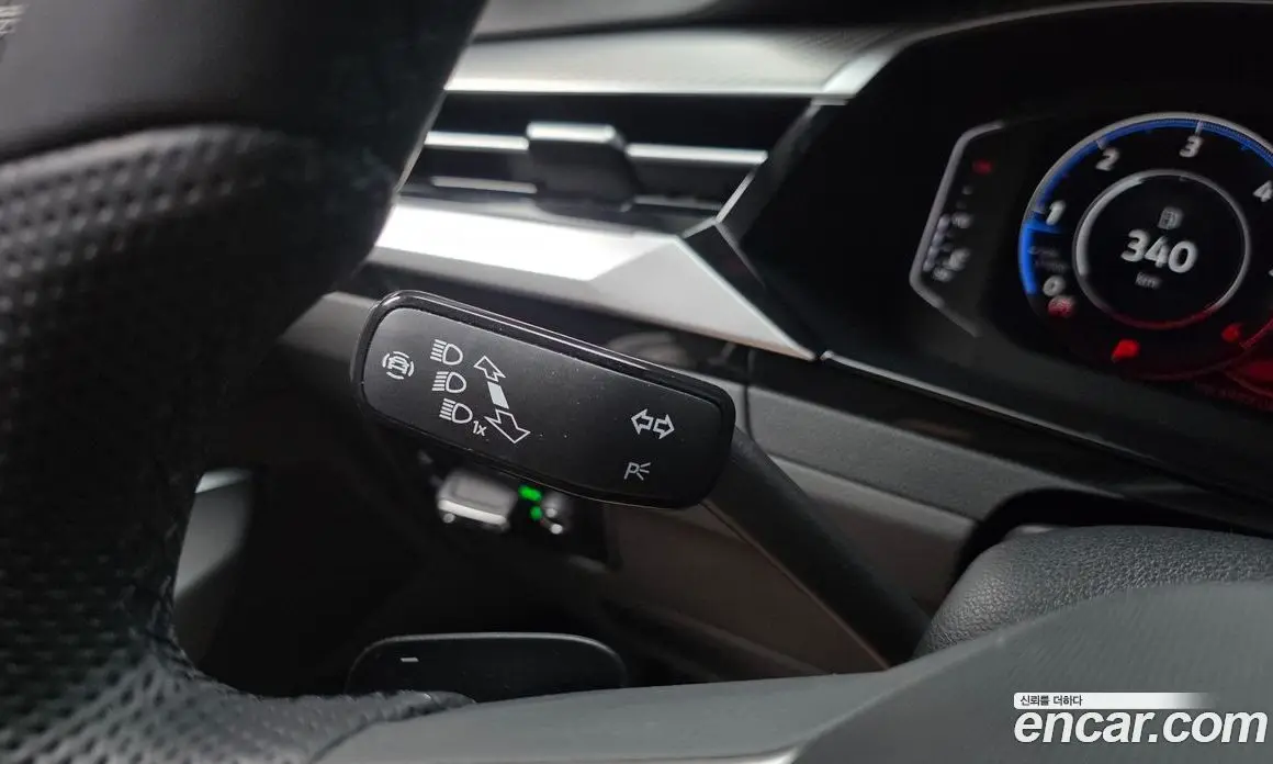 Volkswagen Arteon 2022 2.0 автомат (гидро), фото 29 Volkswagen Arteon 2022 2.0 автомат (гидро), фото 29