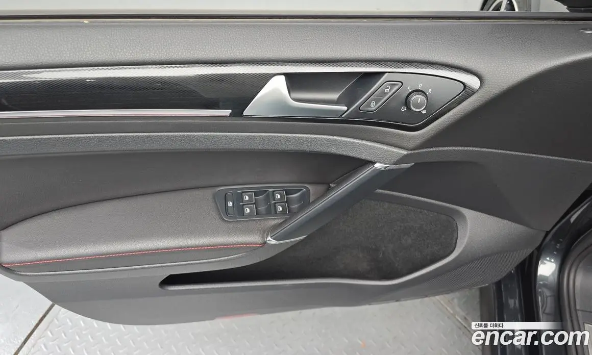 Volkswagen Golf 2014 2.0 автомат (гидро), фото 20