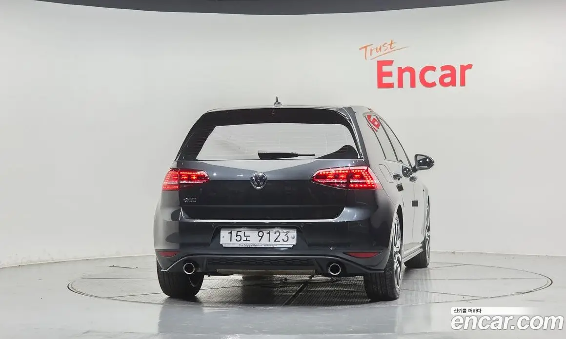 Volkswagen Golf 2014 2.0 автомат (гидро), фото 4