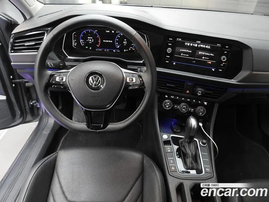 Volkswagen Jetta 2021 1.4 автомат (гидро), фото 13