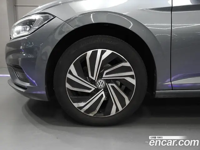 Volkswagen Jetta 2021 1.4 автомат (гидро), миниатюра 5