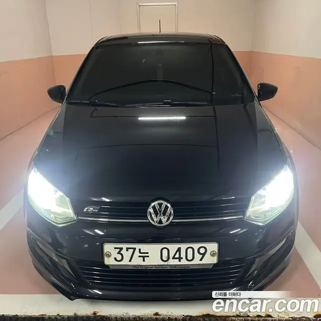 Volkswagen Polo 2016 1.4 автомат (гидро), миниатюра 3