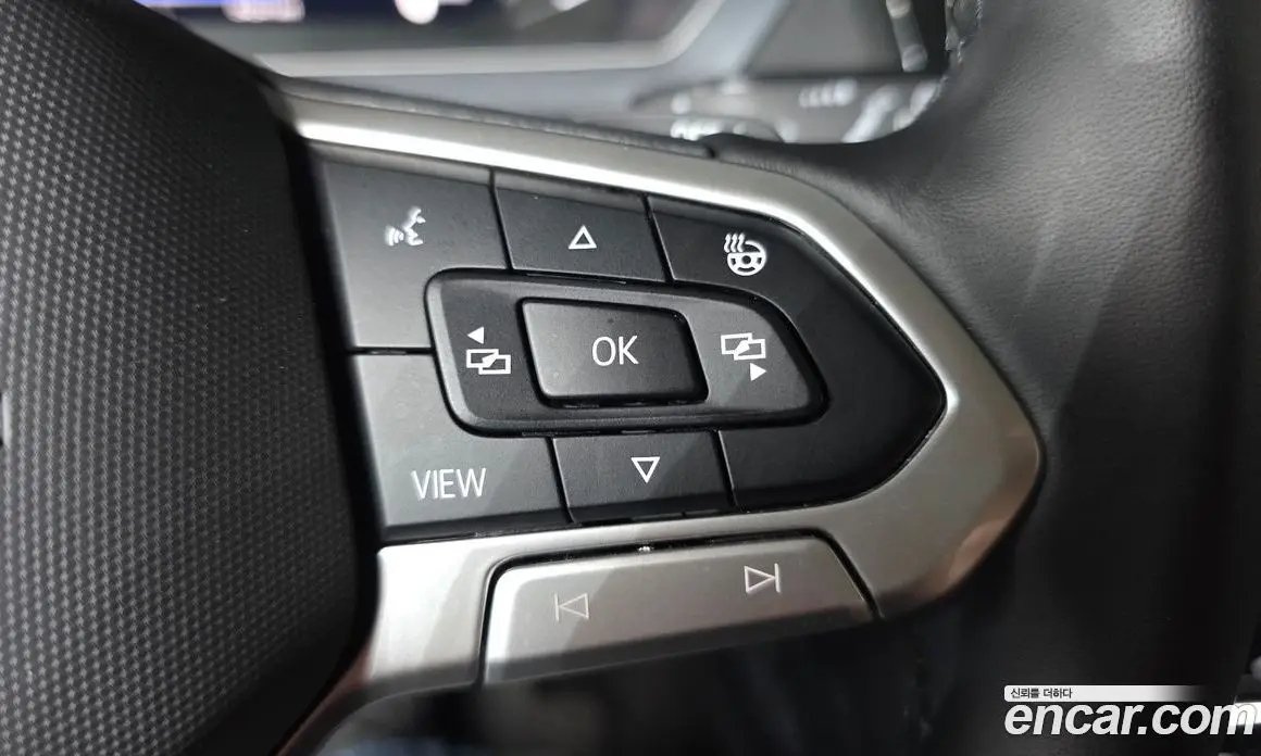 Volkswagen Tiguan 2022 2.0 автомат (гидро), фото 22