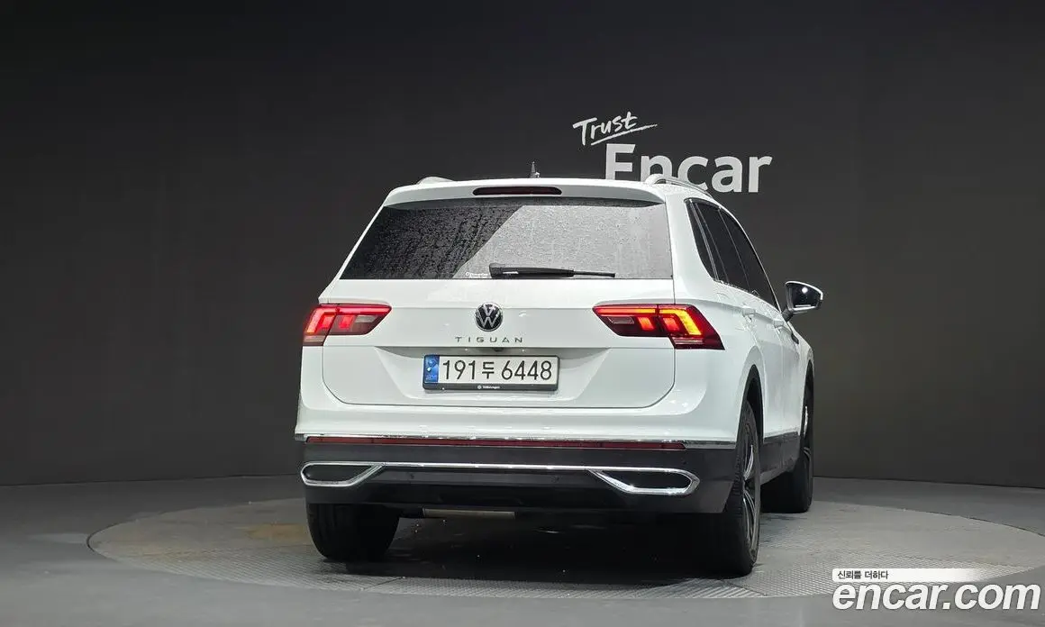 Volkswagen Tiguan 2022 2.0 автомат (гидро), фото 4