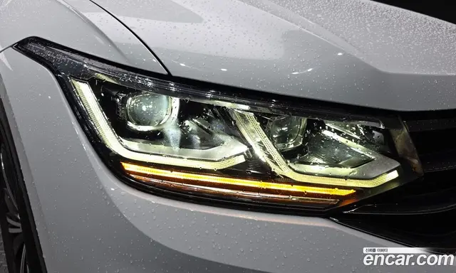 Volkswagen Tiguan 2022 2.0 автомат (гидро), миниатюра 8