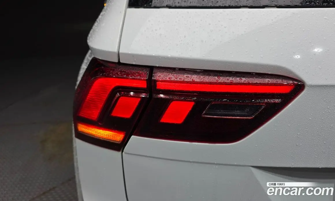 Volkswagen Tiguan 2022 2.0 автомат (гидро), фото 9