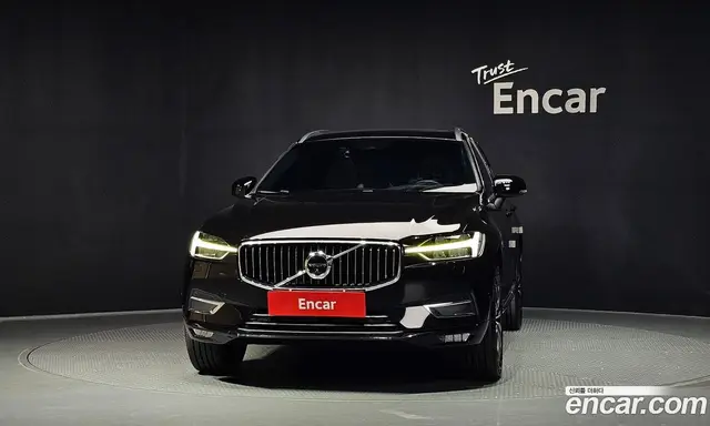 Volvo XC60 2018 2.0 автомат (гидро), миниатюра 2