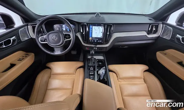 Volvo XC60 2018 2.0 автомат (гидро), миниатюра 9