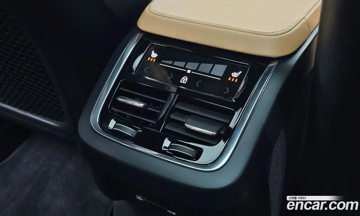 Volvo XC90 2018 2.0 автомат (гидро), фото 16