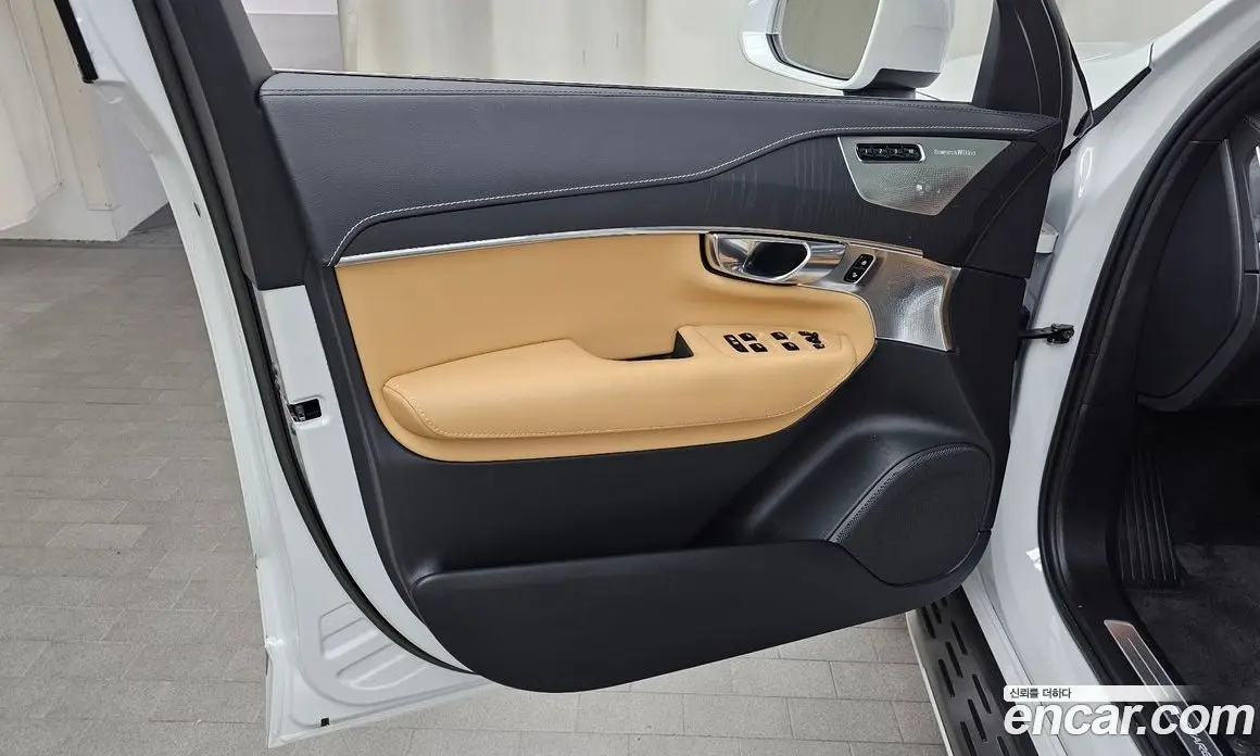 Volvo XC90 2022 2.0 автомат (гидро), фото 14