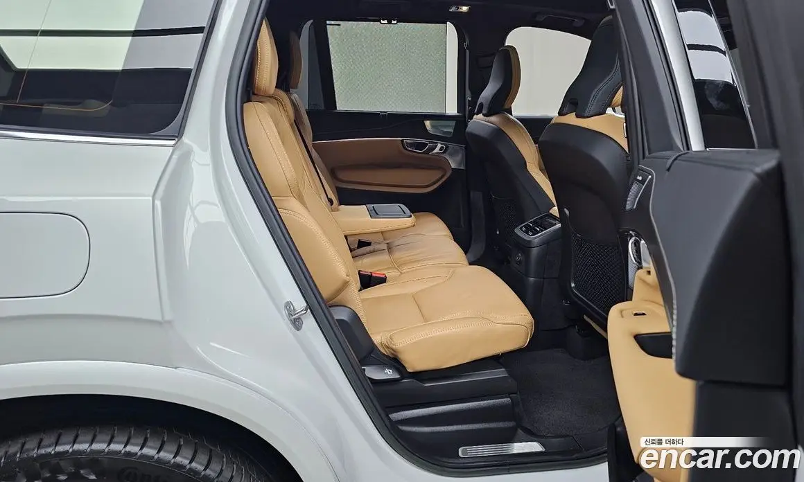 Volvo XC90 2022 2.0 автомат (гидро), фото 17