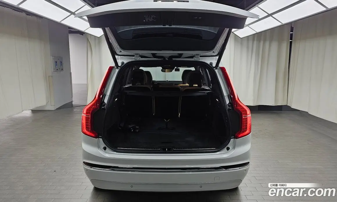 Volvo XC90 2022 2.0 автомат (гидро), фото 23