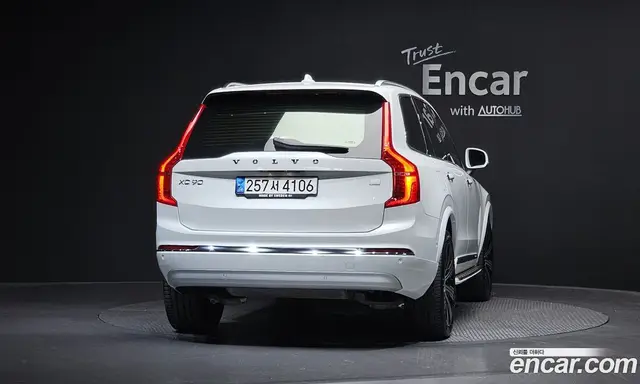 Volvo XC90 2022 2.0 автомат (гидро), миниатюра 4