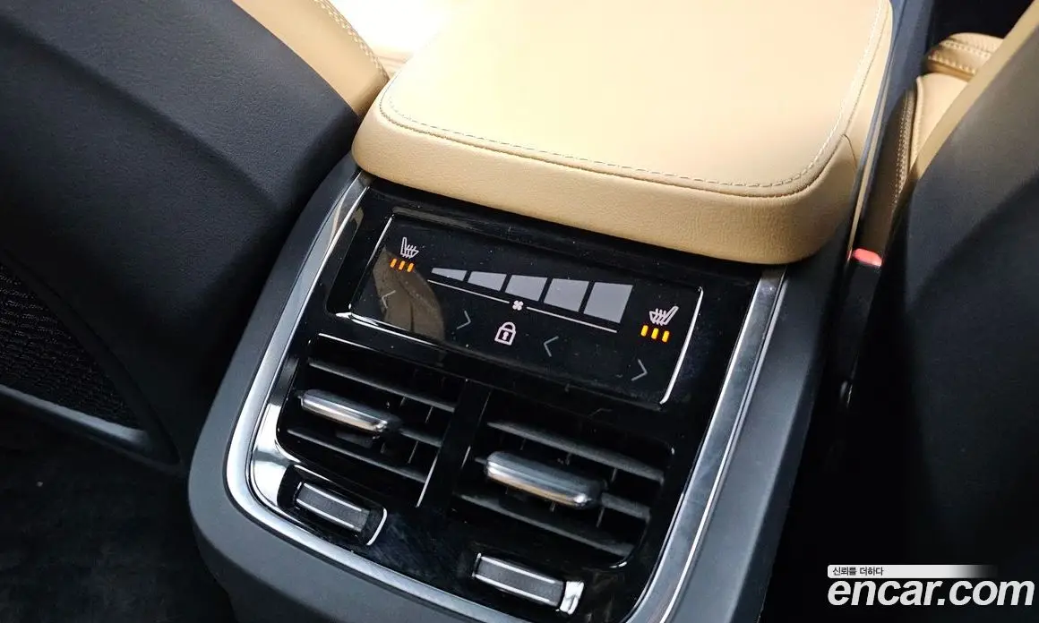 Volvo XC90 2022 2.0 автомат (гидро), фото 32