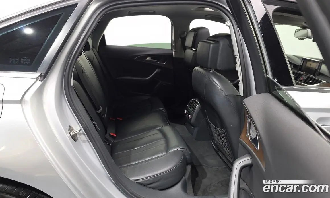Audi A6 2012 3.0 автомат (гидро), фото 12
