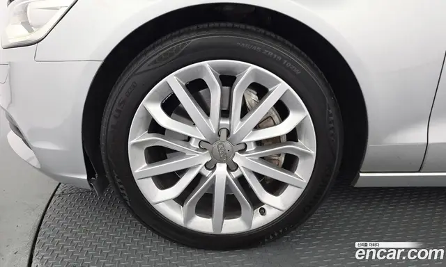 Audi A6 2012 3.0 автомат (гидро), миниатюра 5