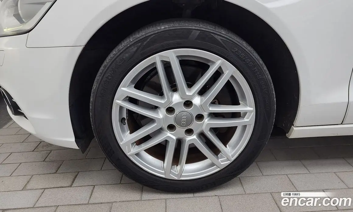 Audi A6 2014 2.0 автомат (гидро), фото 5