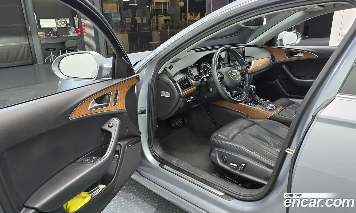 Audi A6 2015 3.0 автомат (гидро), фото 10