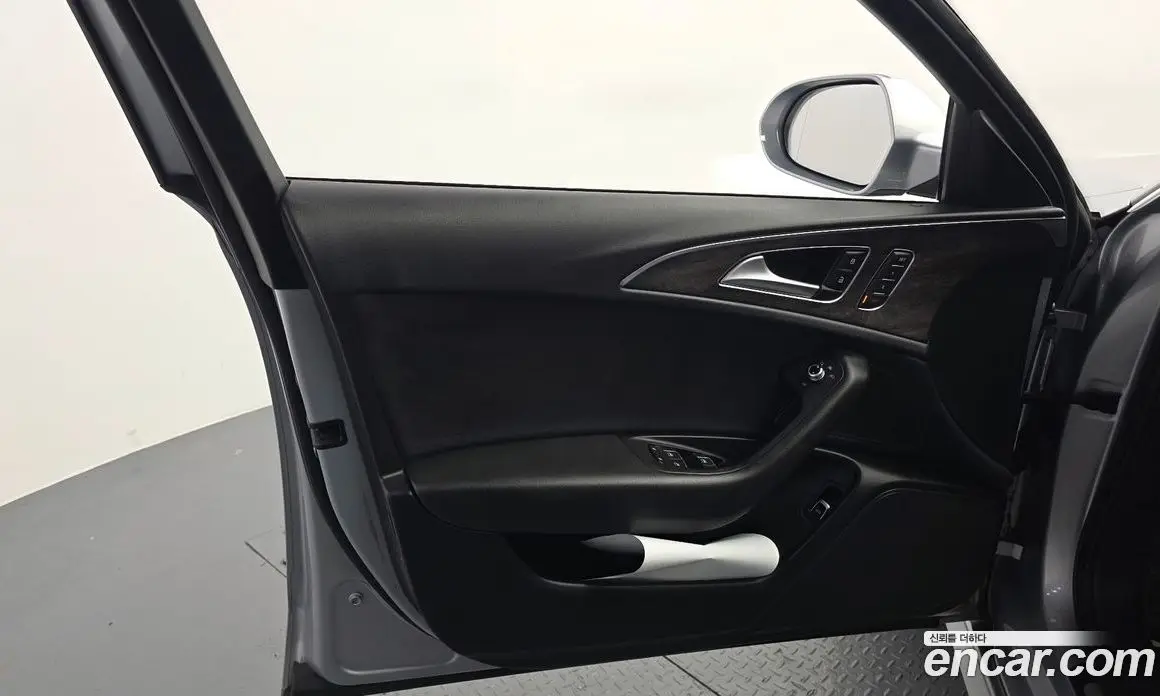 Audi A6 2018 2.0 автомат (гидро), фото 14