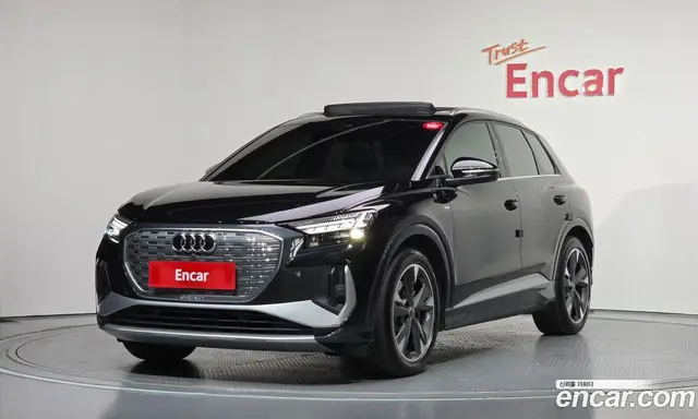 Audi Q4 e-tron, 2022, 32 778 км