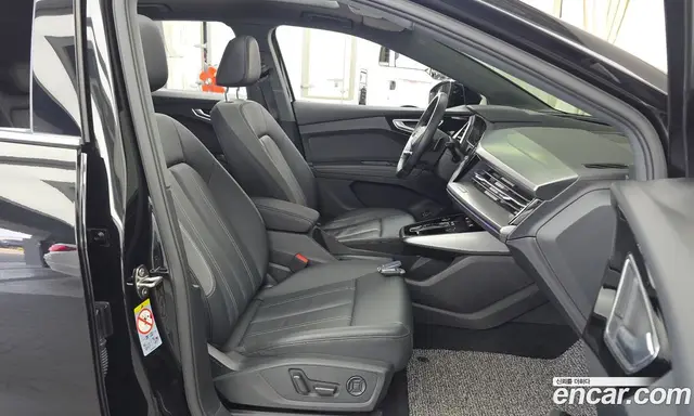 Audi Q4 e-tron 2022 0.2 автомат (гидро), миниатюра 11