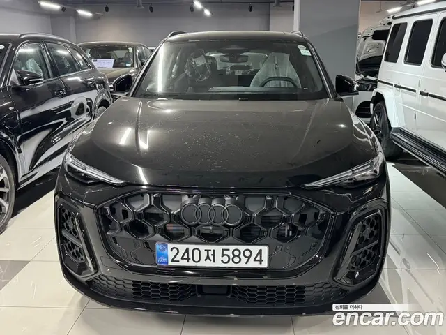 Audi Q5, 2025, 17 км