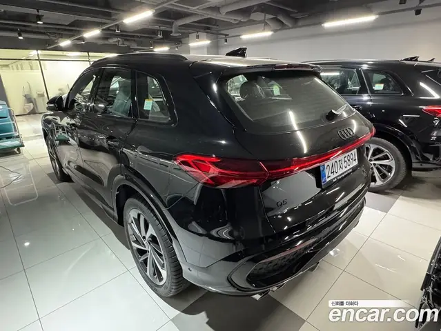 Audi Q5 2025 2.0 автомат (гидро), миниатюра 3