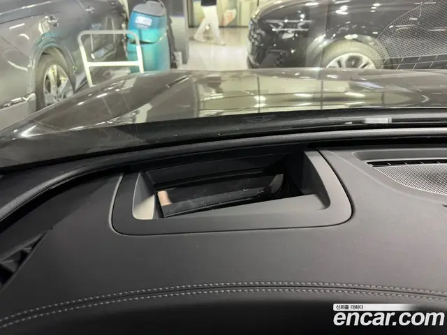 Audi Q5 2025 2.0 автомат (гидро), миниатюра 8