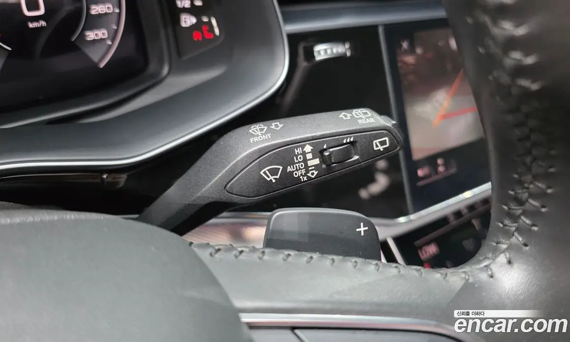 Audi Q8 2020 3.0 автомат (гидро), фото 19