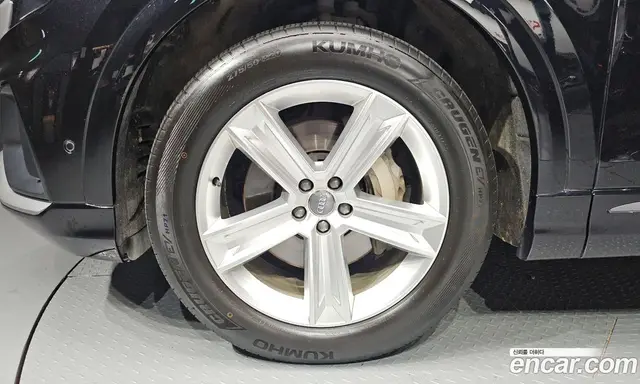 Audi Q8 2020 3.0 автомат (гидро), миниатюра 5