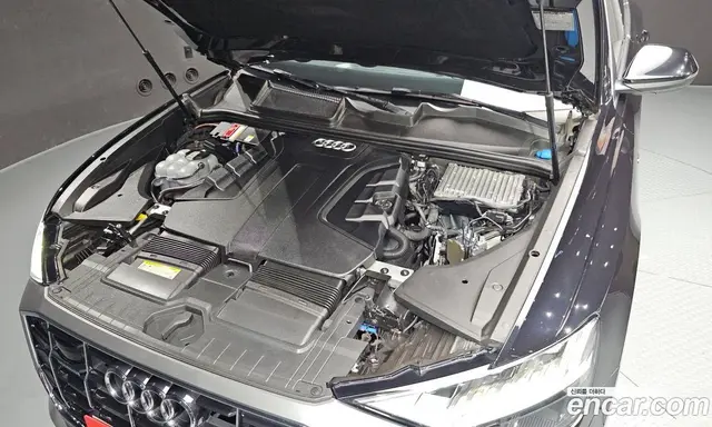 Audi Q8 2020 3.0 автомат (гидро), миниатюра 6