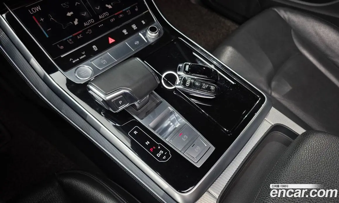 Audi Q8 2020 3.0 автомат (гидро), фото 9
