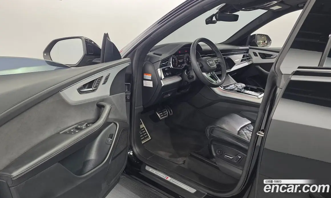 Audi Q8 2023 3.0 автомат (гидро), фото 13