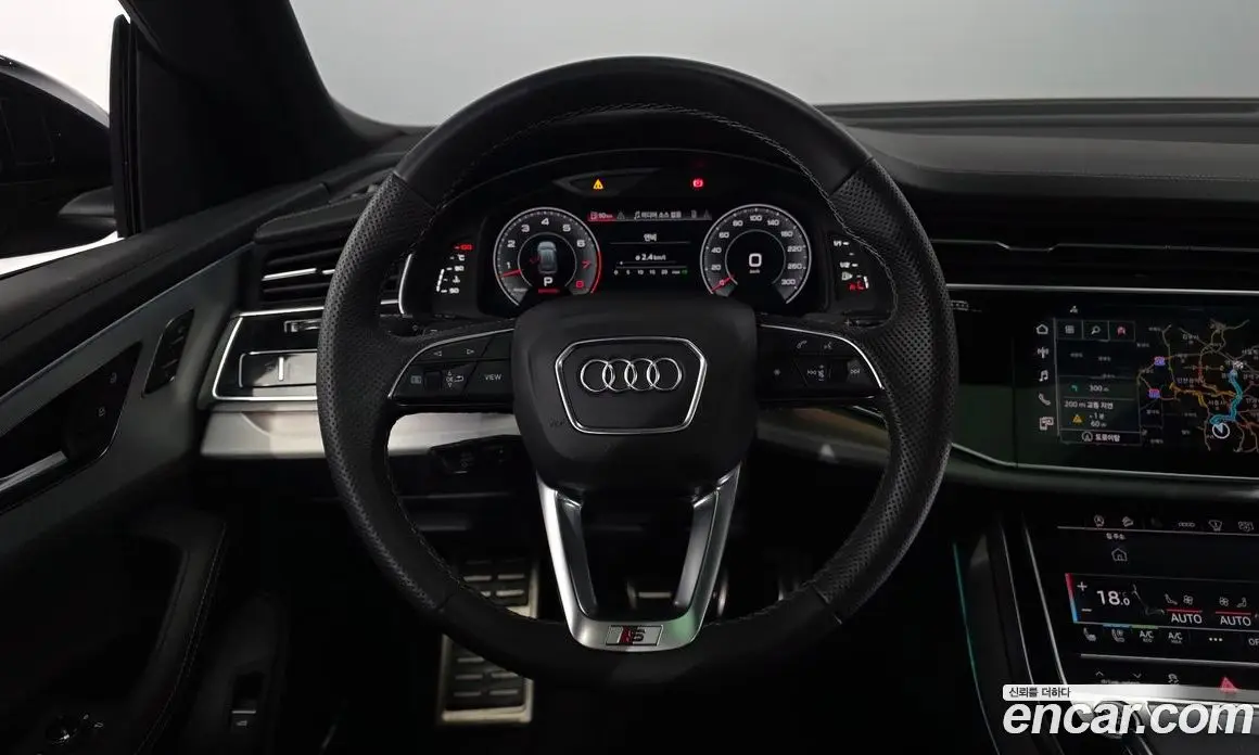 Audi Q8 2023 3.0 автомат (гидро), фото 20