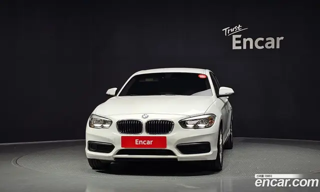 BMW 1 серия 2018 2.0 автомат (гидро), миниатюра 3