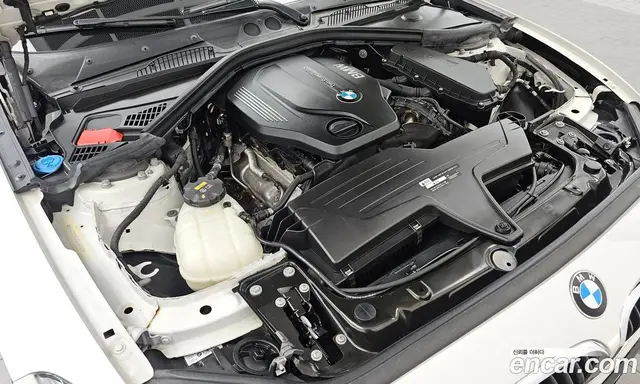 BMW 1 серия 2018 2.0 автомат (гидро), миниатюра 6