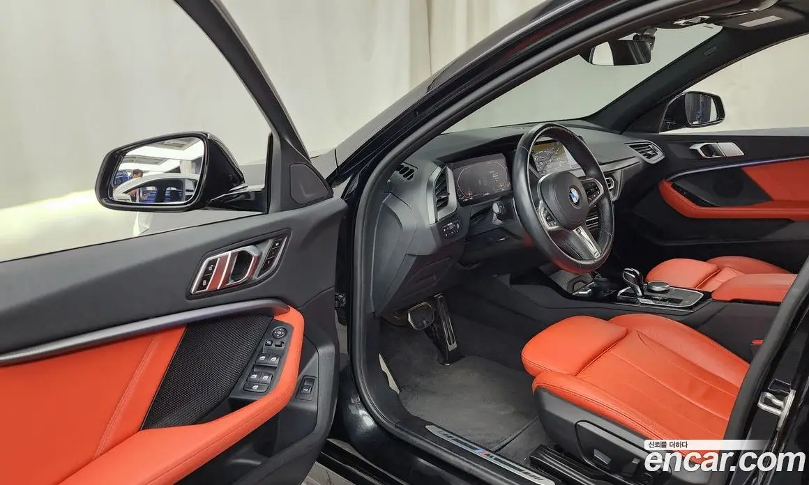 BMW 1 серия 2021 2.0 автомат (гидро), фото 13