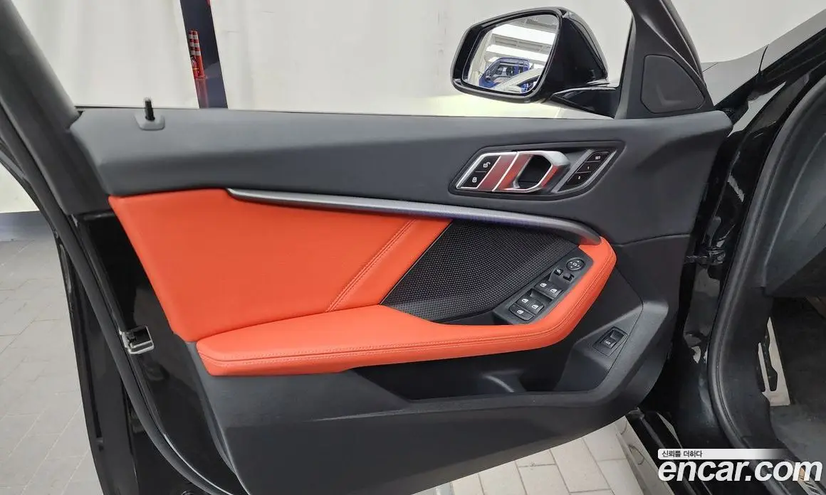BMW 1 серия 2021 2.0 автомат (гидро), фото 14