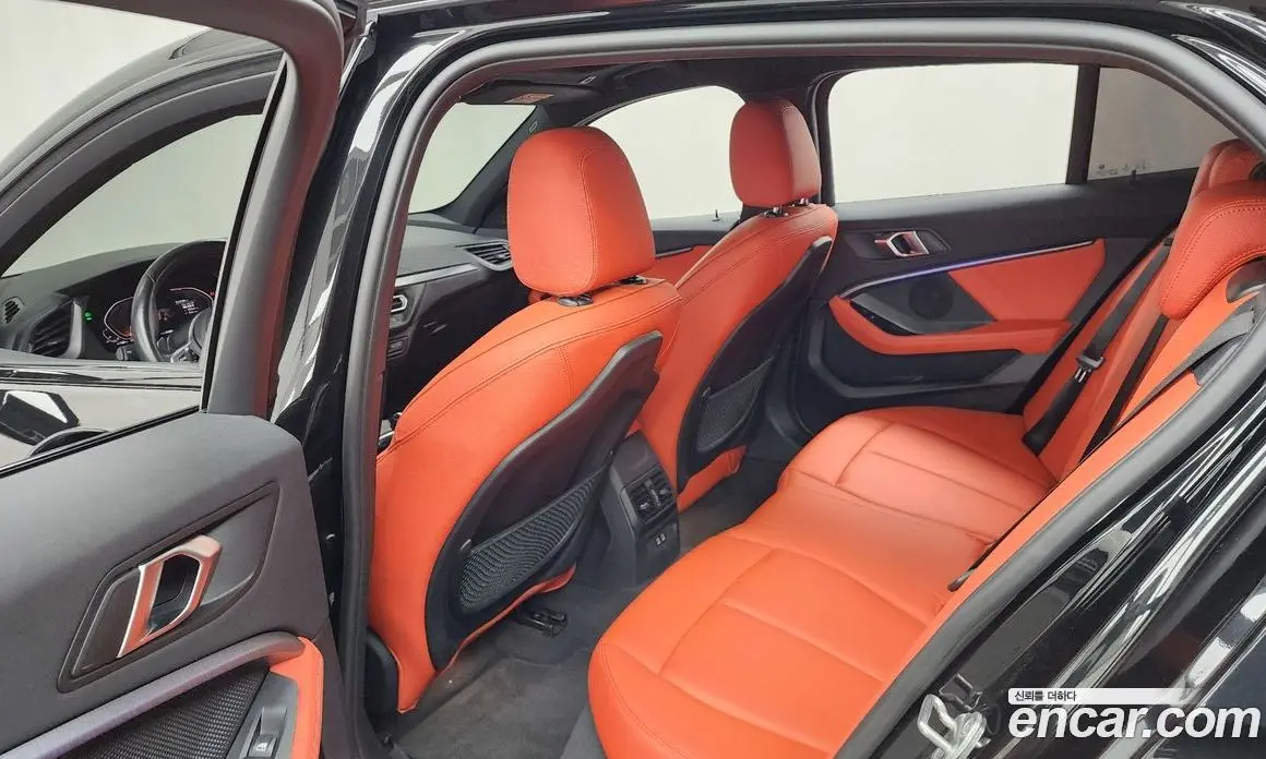 BMW 1 серия 2021 2.0 автомат (гидро), фото 16
