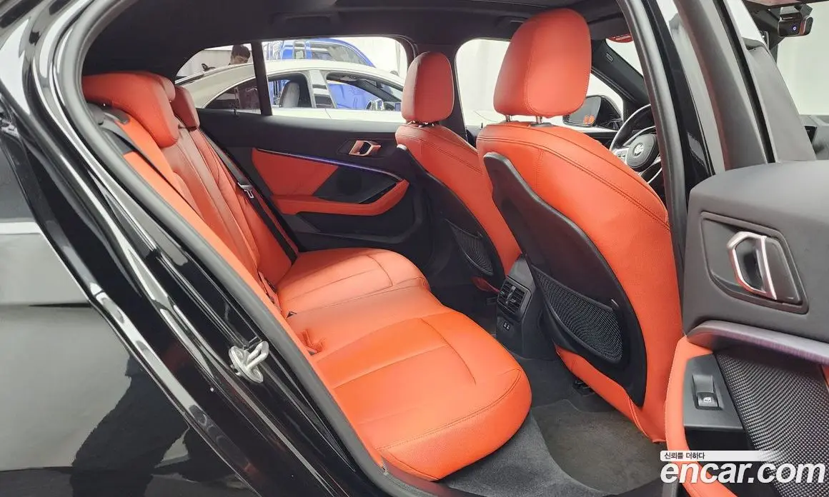 BMW 1 серия 2021 2.0 автомат (гидро), фото 18