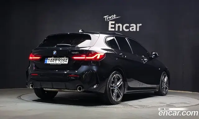 BMW 1 серия 2022 2.0 автомат (гидро), миниатюра 2