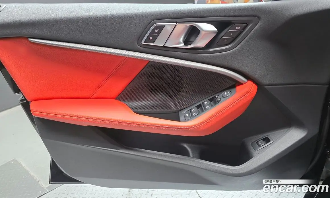 BMW 1 серия 2022 2.0 автомат (гидро), фото 14