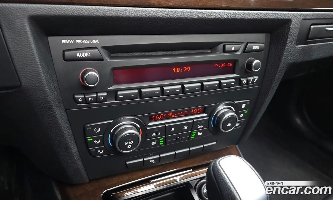 BMW 3 серия 2011 2.0 автомат (гидро), фото 13