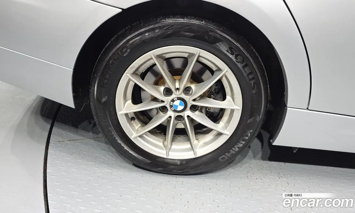 BMW 3 серия 2011 2.0 автомат (гидро), фото 5