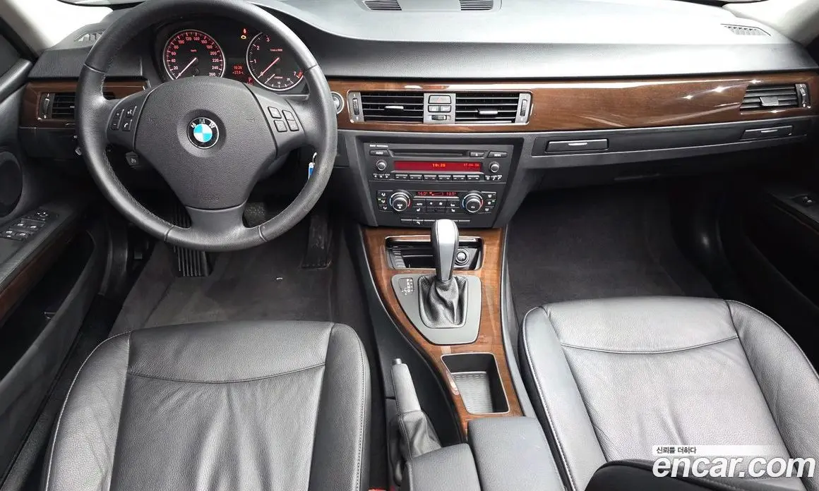 BMW 3 серия 2011 2.0 автомат (гидро), фото 7