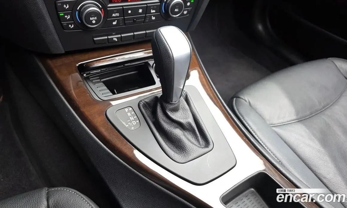 BMW 3 серия 2011 2.0 автомат (гидро), фото 9