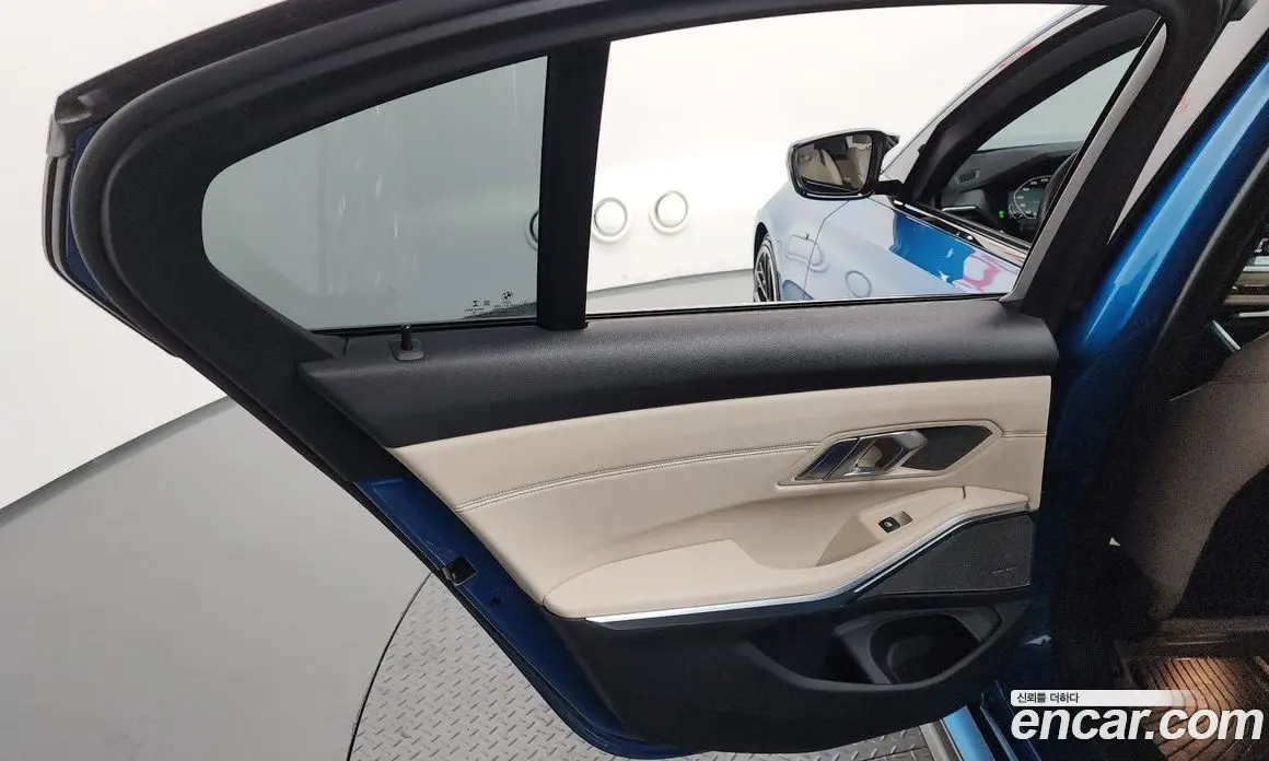 BMW 3 серия 2020 3.0 автомат (гидро), фото 14